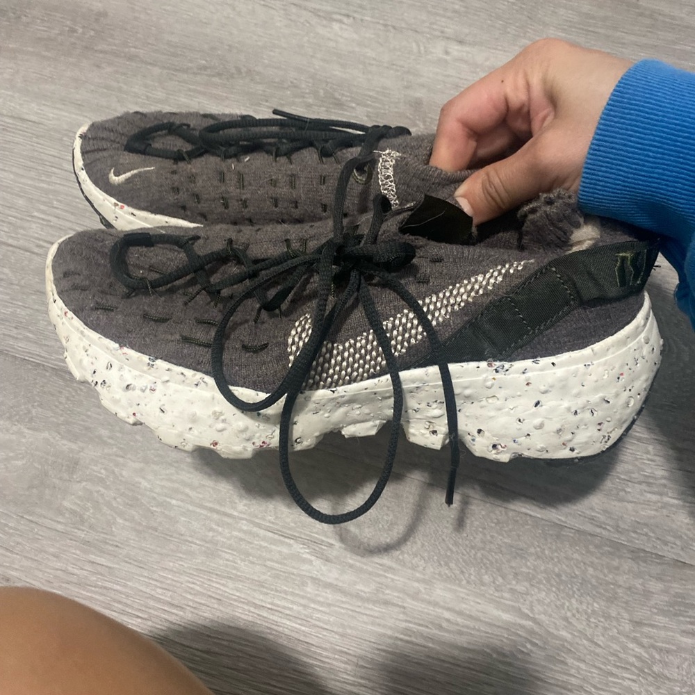 Nike shoes